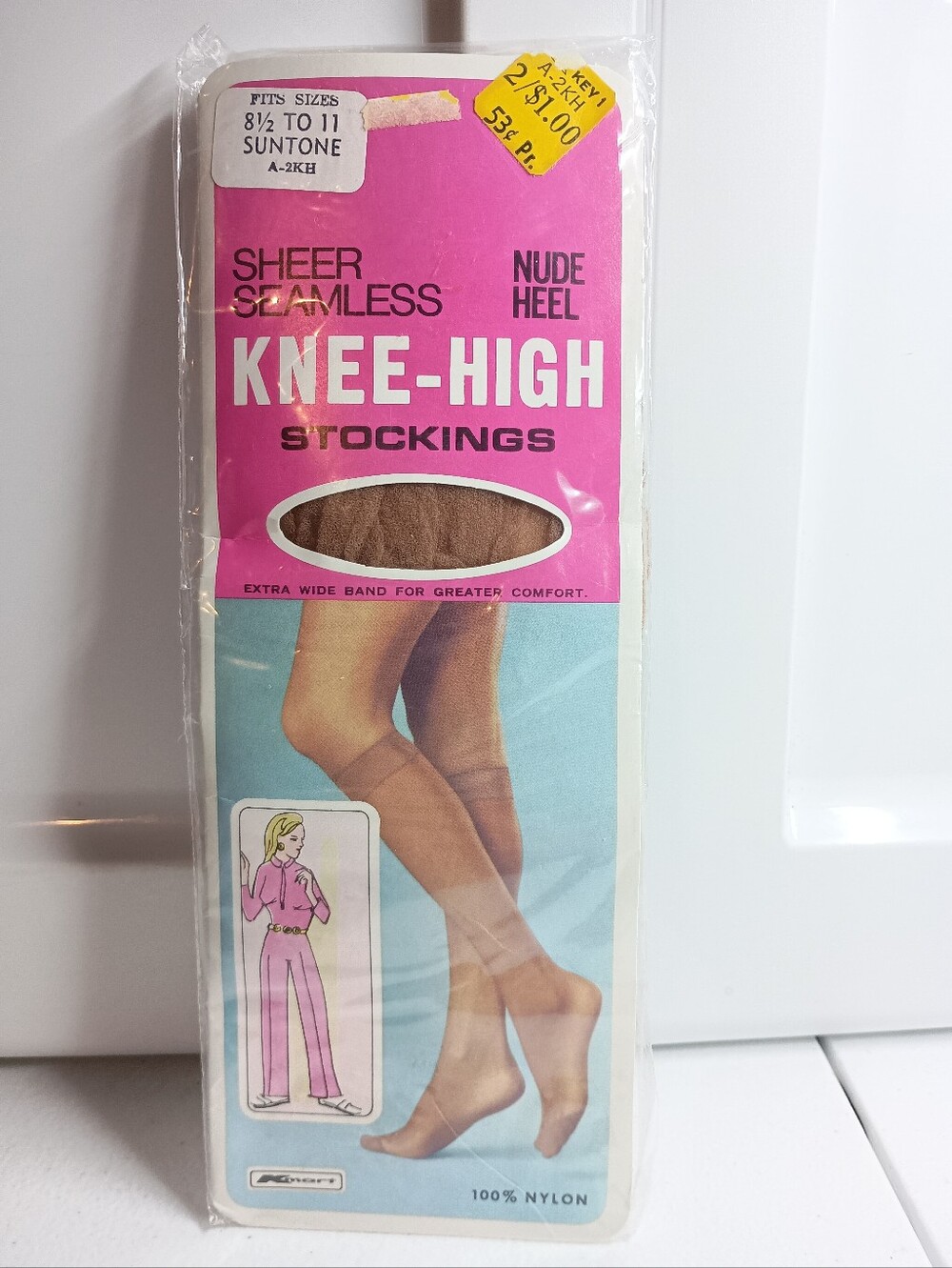 NOS Knee Highs 100% Nylon Suntone 8 1/2 - 11 Sheet Seamless 1970s Vintage
